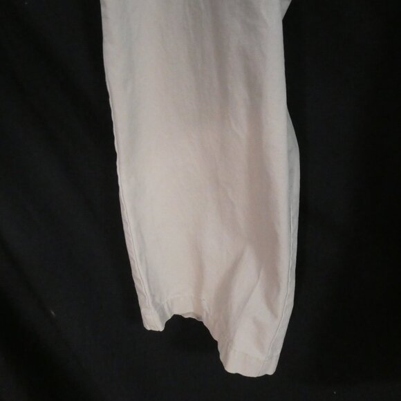 OLD NAVY - The Classic Khaki - Slim Fit | 42 x 32 | Beige Casual Slim Fit Pants - Picture 8 of 16